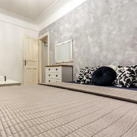 Apartment On Sharanevycha Львов Экстерьер фото